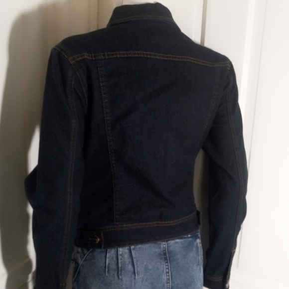 Jacket - Picture 4 of 4